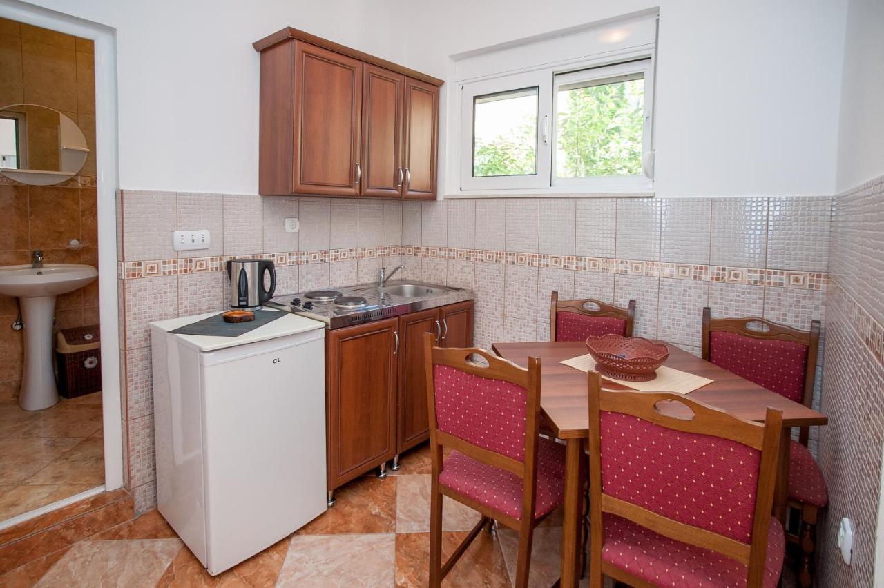 Apartments Onyx Ülgün Dış mekan fotoğraf